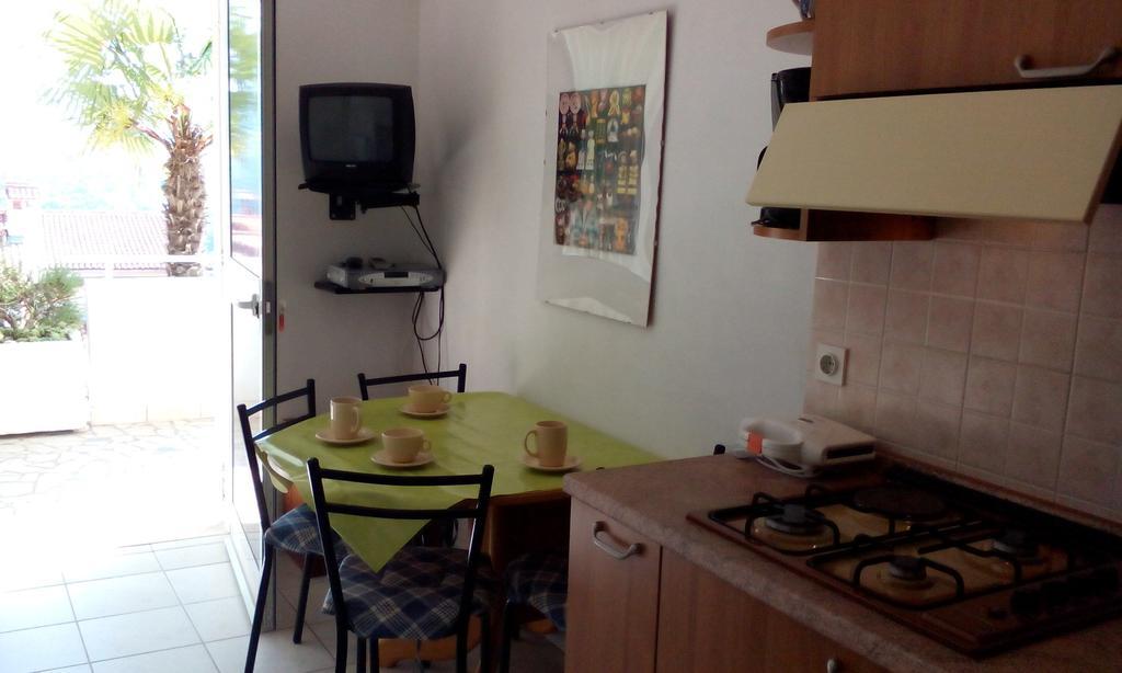 Apartments Mare Losinjska 16 Rabac Pokój zdjęcie